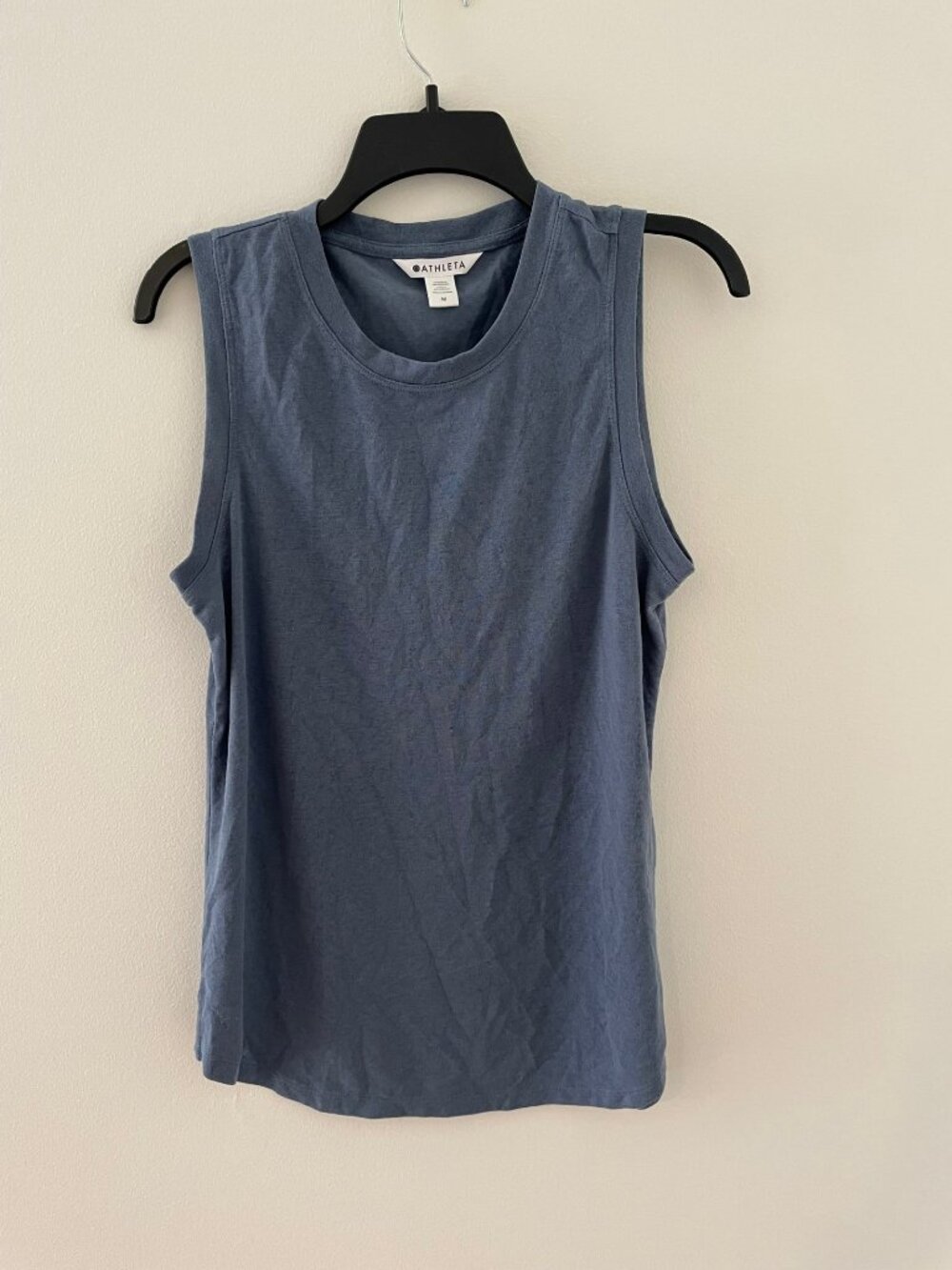 Athleta Breezy sleeveless tank, size M, shadow blue, curved hemline
